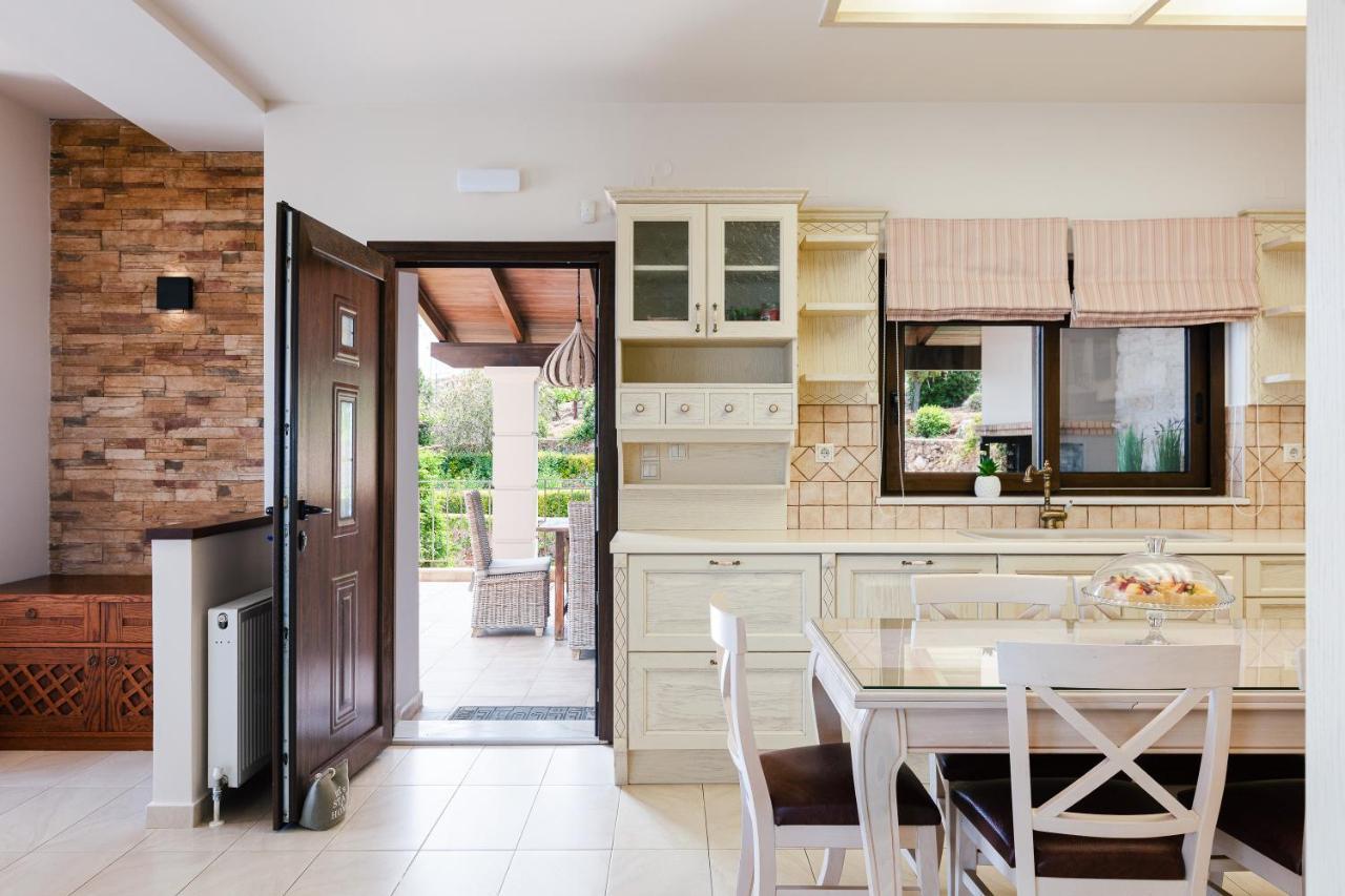 Villa Golden Hill Chania  Екстер'єр фото